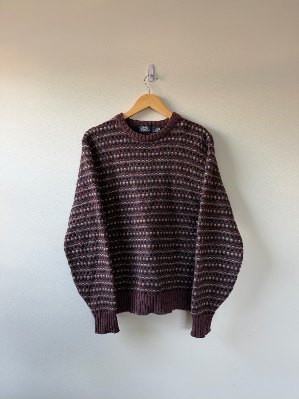 Textured Burgundy Pattern Crewneck Sweater
